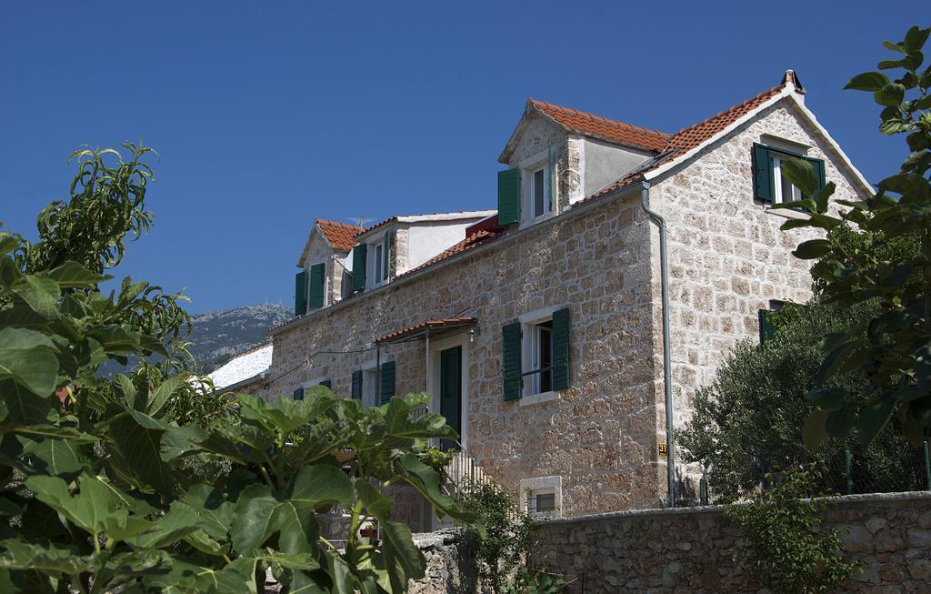 Apartments Obala Bol Exterior photo